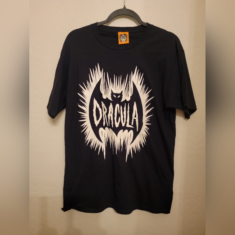 Vixen By Micheline Pitt Black Dracula Graphic Tee Shirt Medium